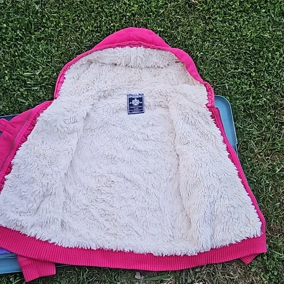 Large Victoria Secret Pink coat - Picture 7 of 8